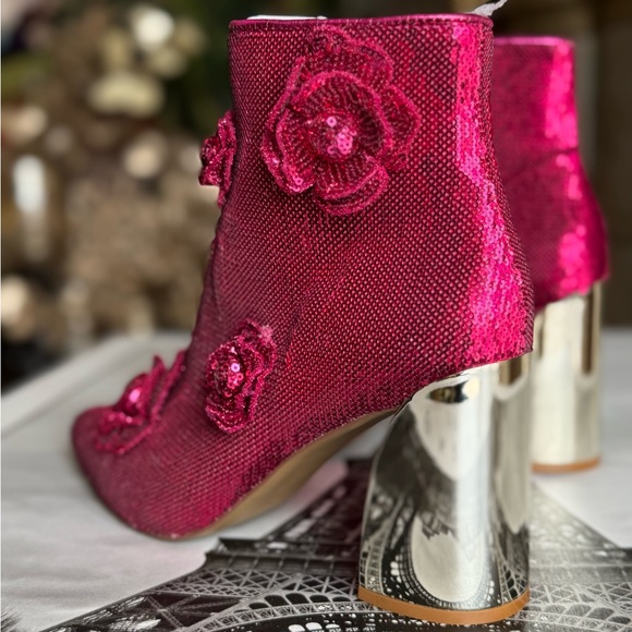 Elegant Pink Sequin Women's Boots with Silver Heels - Picture 7 of 8